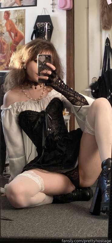 prettyhostage image #7
