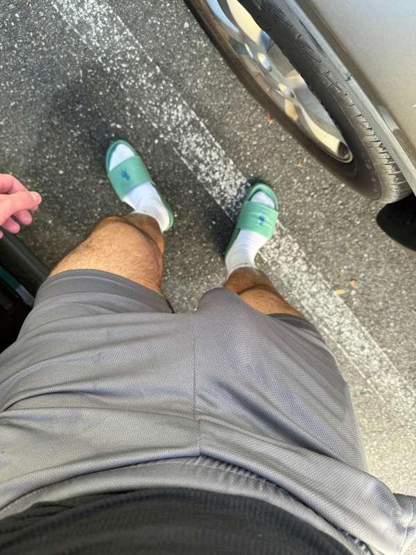 Got new shorts, u guys don’t think i bulge too much? 😰