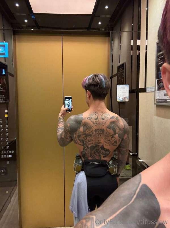 Not just a back tattoo… it's a whole story inked in desire 🖤..