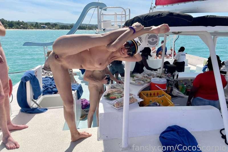 About the party boat last weekend 🔥🔥🔥