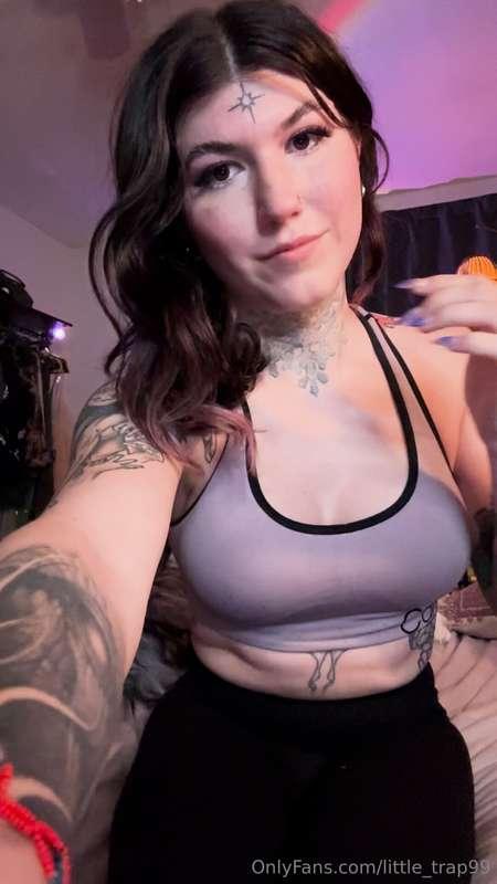 A little sweaty but still ready 💦