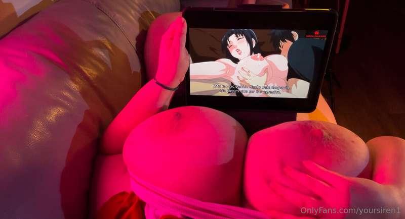 Watch hentai with your gf 💗