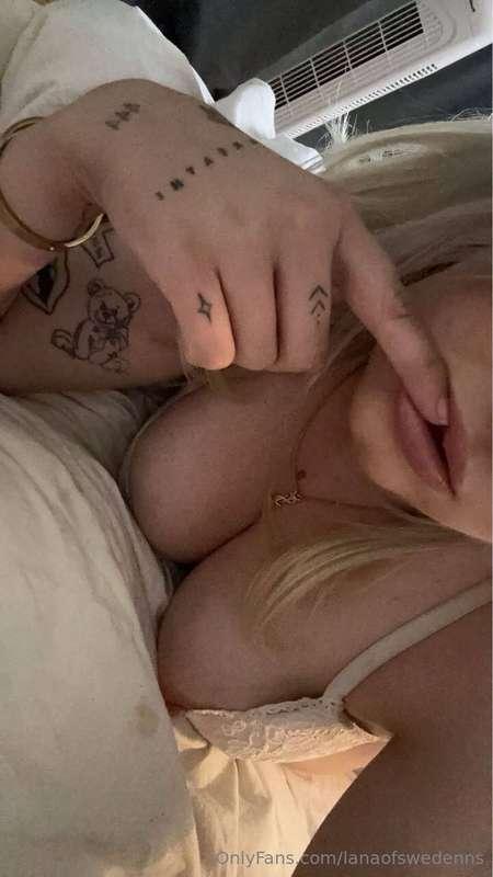 Önska att det var din kuk istället🤭💕