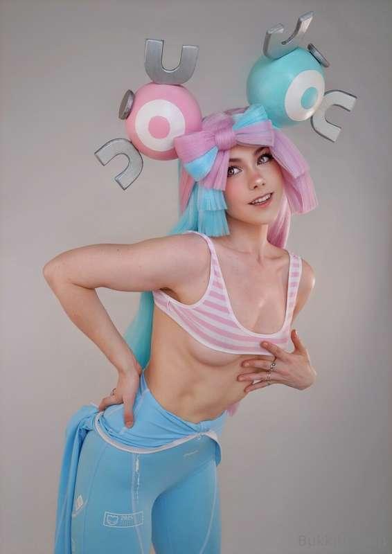 Off duty pokemon gym leader/streamer 🥰