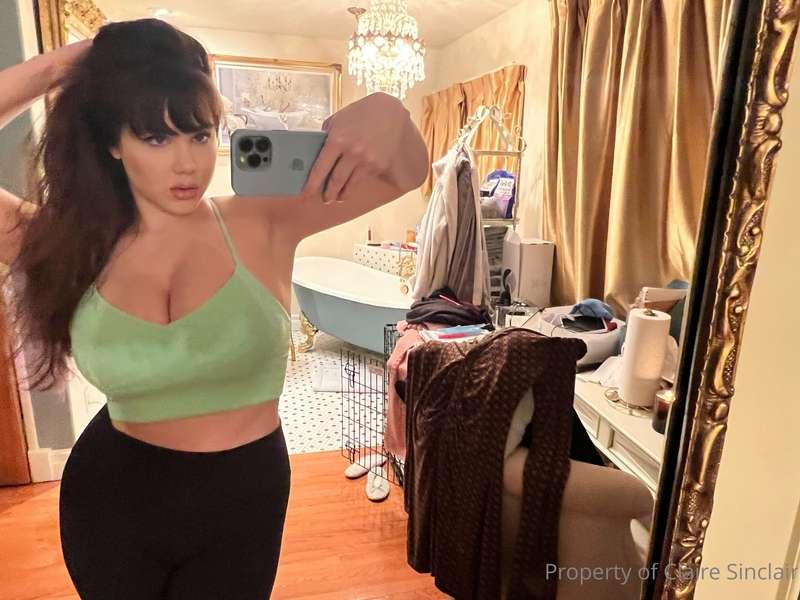 Hi! I’m back from my little vacation. I took some selfies fo..