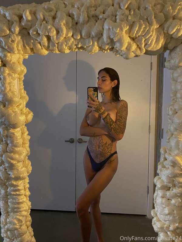 Tonight, I'll be your naughty girl.  I know you want my body..