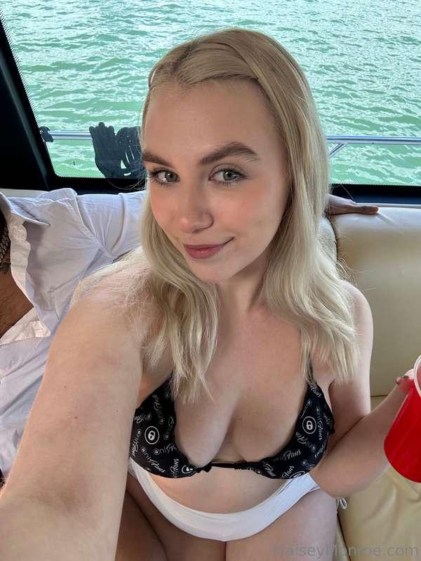 Yacht season🛥️🥵☀️ unlock for bare titties and some ass
