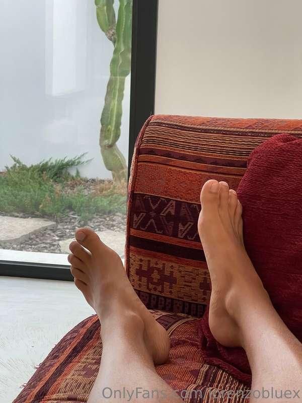 Could use a feet massage right now 😏