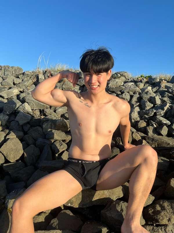 Wish I could cuddle you right now 🥺