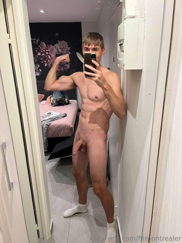 All pumped 💪🍆😈