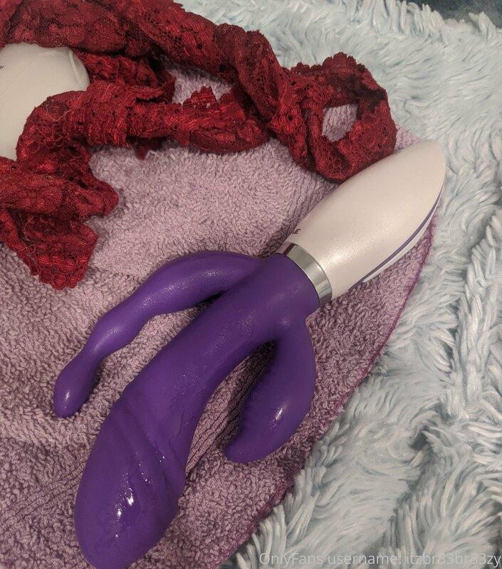 I just sent a video of me playing with my new toy into the d..