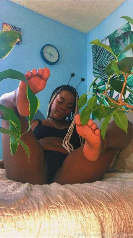 ✨ Tip if you love my pretty feet ✨