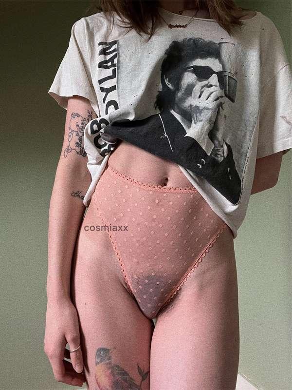 A few more. I think a sheer bodysuit + a band tee is the abs..