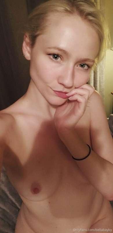 I was wondering if you'd eat me out pretty please...😋