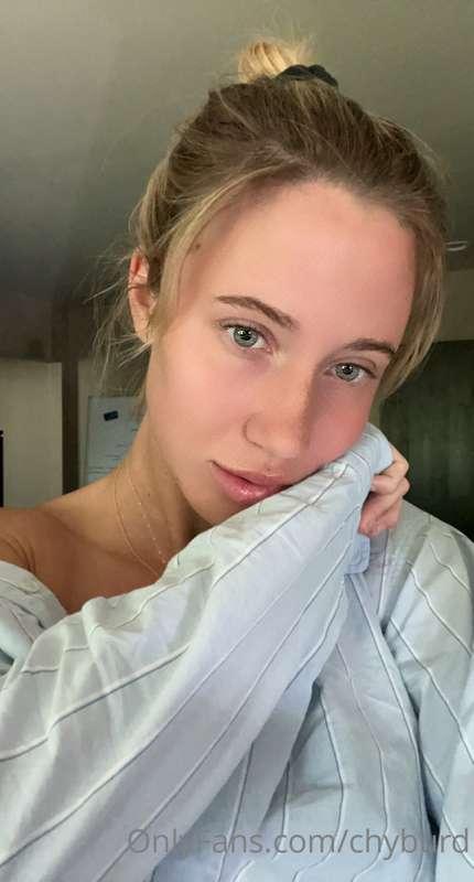 if you're ON RIGHT NOW i'm about to make your whole fucking ..
