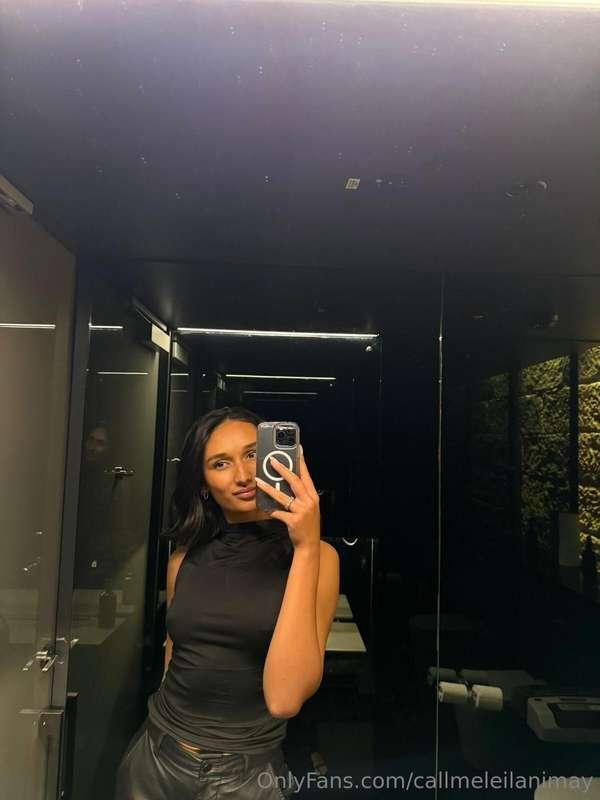 Sunday night out😈