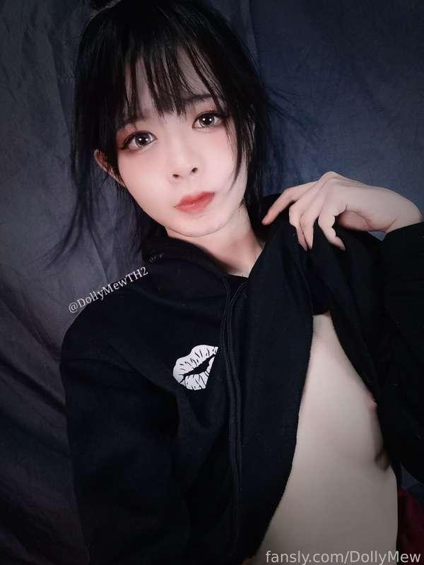(˘⌣˘ )