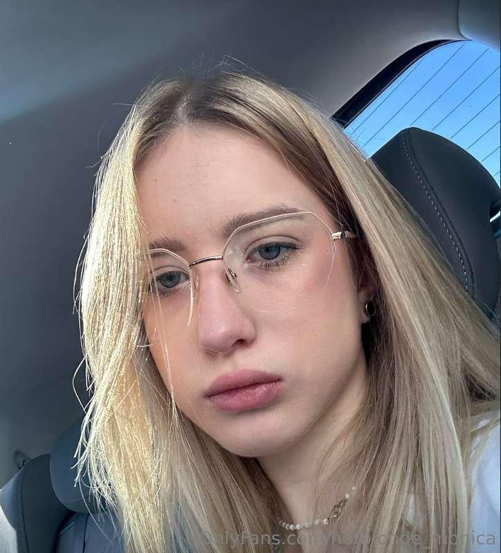 🎀𝗙𝗥𝗘𝗘 𝗢𝗡𝗟𝗬 𝗡𝗢𝗪🎀18 YEARS OLD🎀@poliiiiii @poliiiiii @poliiiiii..