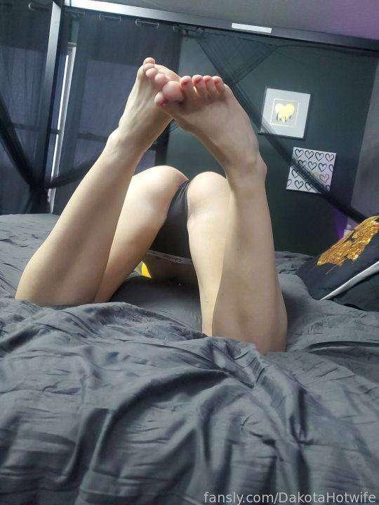 dakotahotwife image #98