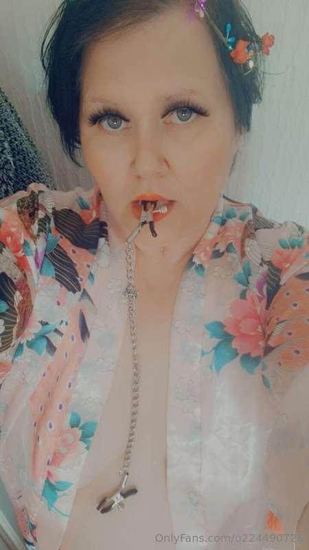 Oh baby I need these clamps on my tits x