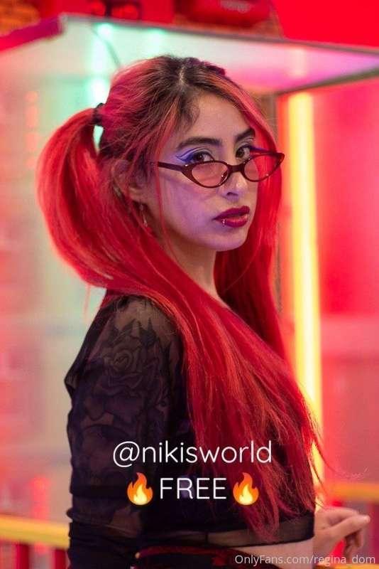 @nikisworld
Little redhair with big ass ready for you🔥😈 
🥵Se..