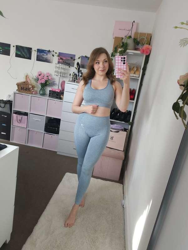 Happy Sunday peeps! Hope everyone is enjoying their weekend ..