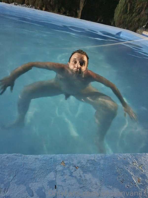 Vamos a la piscina ?