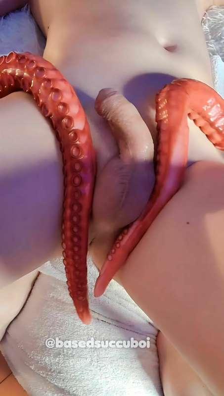 basedsuccuboi image #2