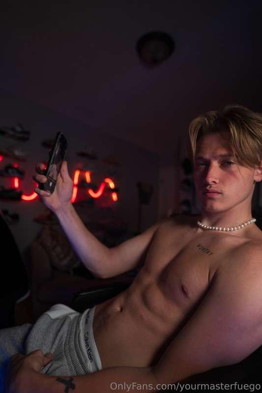Are you Worthy to $erve Me?😈