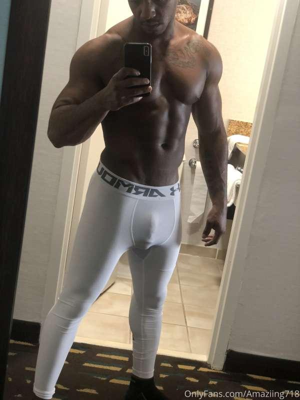 Keep your eyes on the prize.. 👀🍆