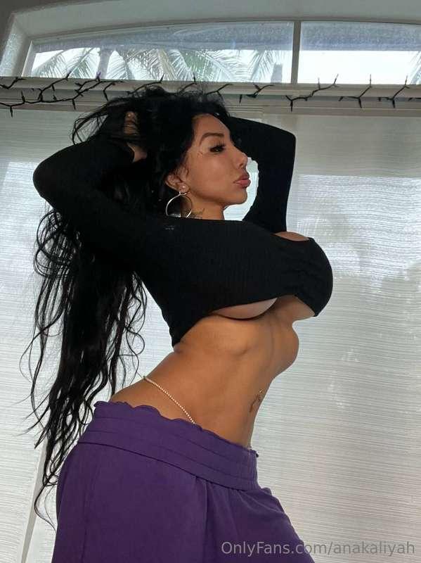 Got ti luv an under boob 🍈🍈