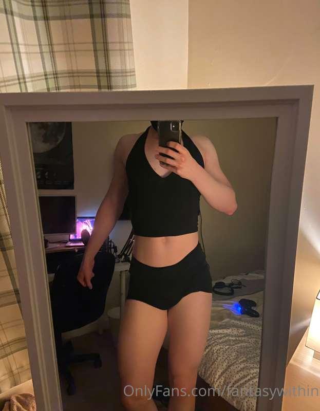 Working out clothes 😈