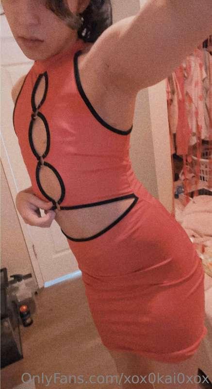 Fun little party outfit. Fun fact all my outfits have at lea..