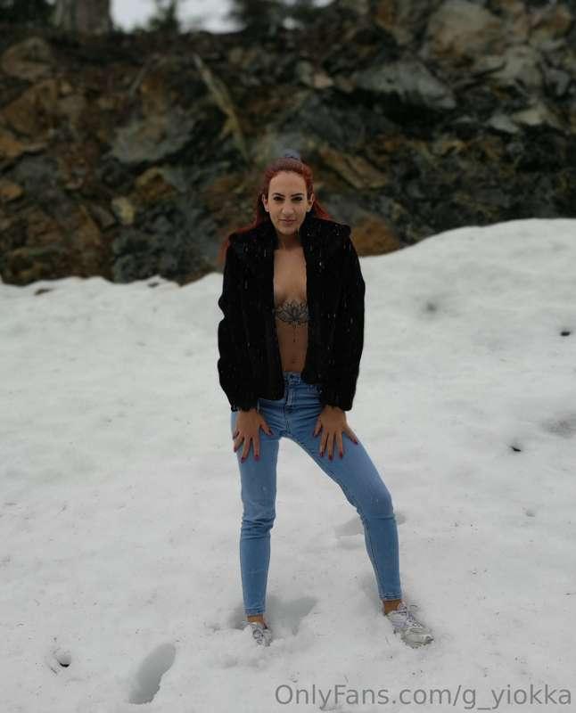 Let it snow.... 🔥🔥🔥🔥