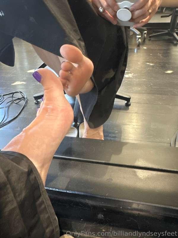 billiandlyndseysfeet image #0