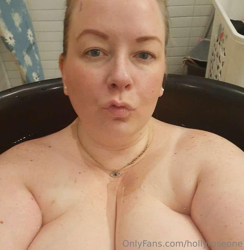 😘 friday bath..