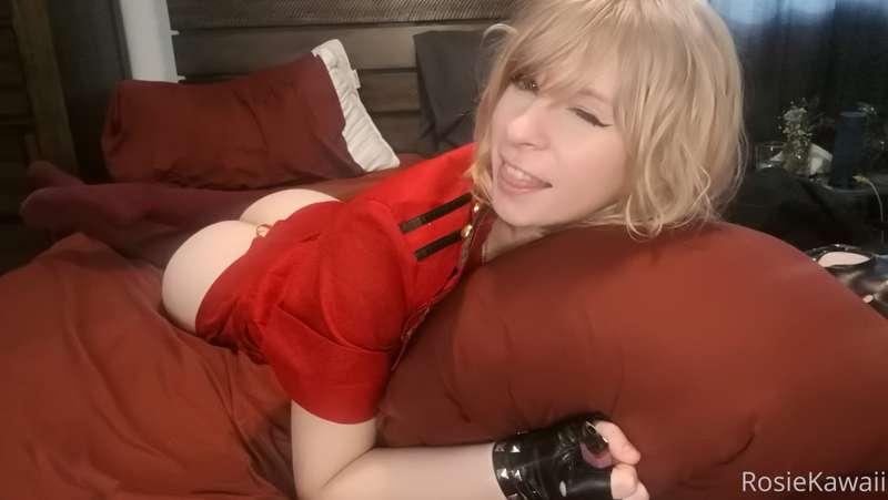 No pants, no rules, just me.👅