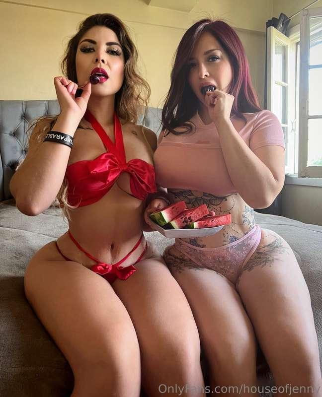 Quieres una probadita? 🍒🍉
(Te mande el video por mensajes)