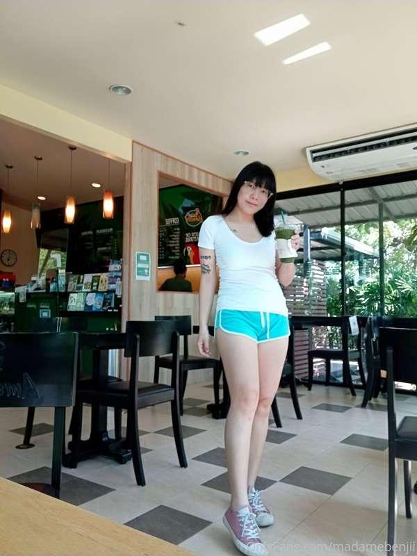 Chilling day weekend 😉 🥤
With new glasses 🤓
Have a nice week..