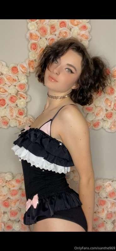 Just got a new outfit 😋🥰
