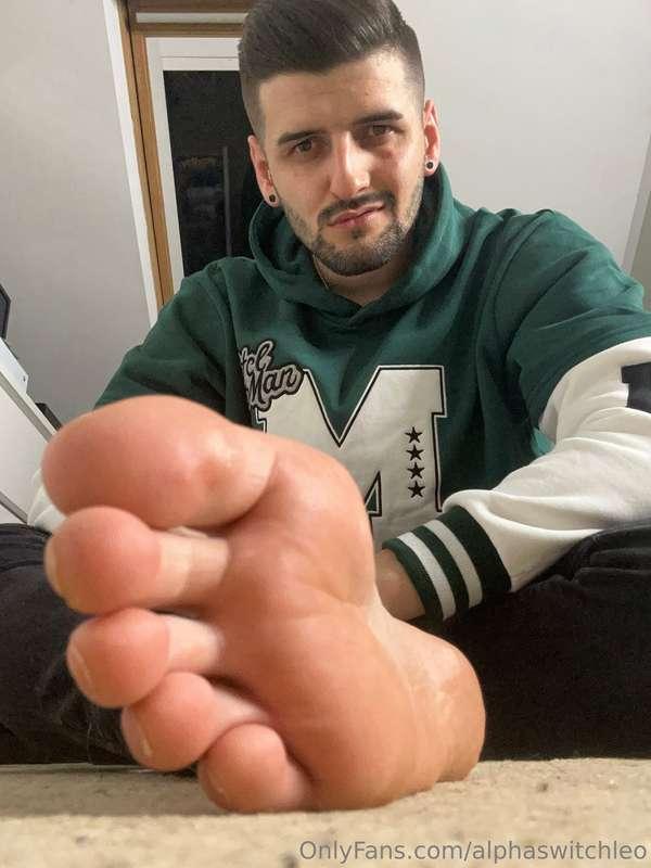 The soles that make you oh so weak 😈