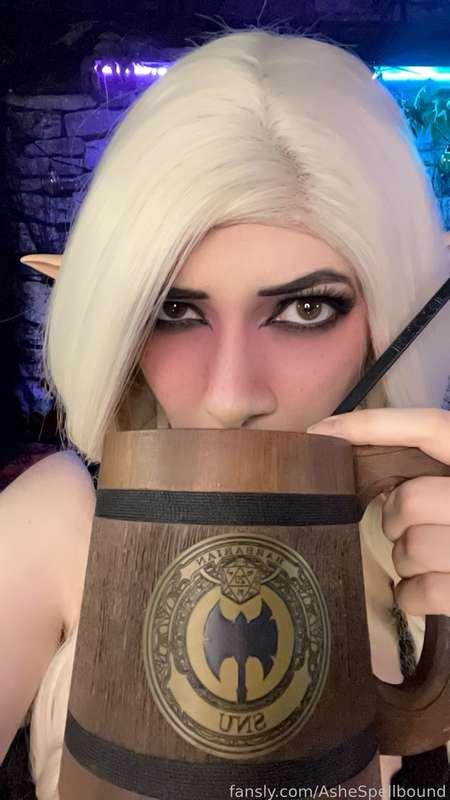 More Baldur’s Gate 3! 
https://www.twitch.tv/spellbound_ashe