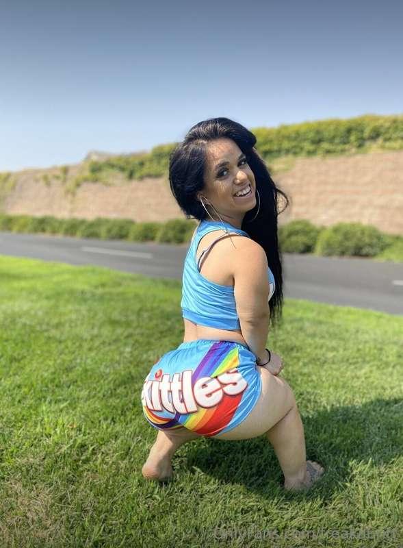 taste the rainbow 👅
