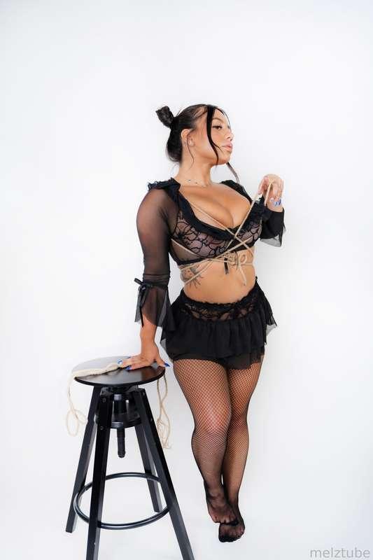 Is this how you want me? Or more tied up? 