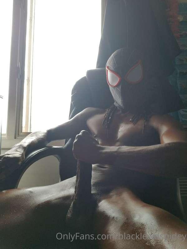 🕷🍆