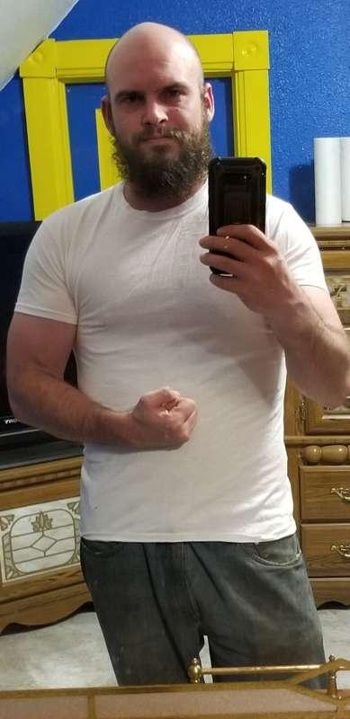 Bi boys playroom😈 
Let's cum together 💦

@gcodethemachine

H..