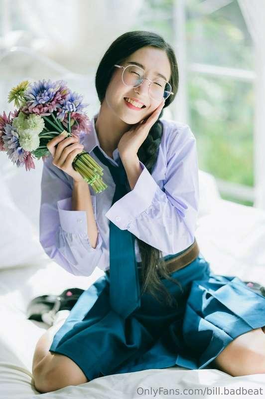 ไม่ชอบพรากผู้เยาว์ฮะ  ชอบพรากผู้ใหญ่ 😝