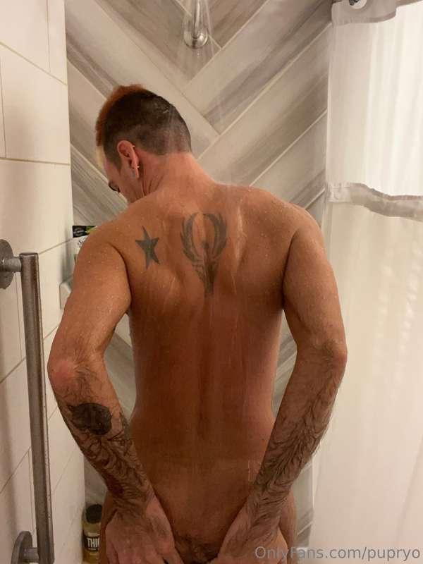 Who wants to help this pup get clean 