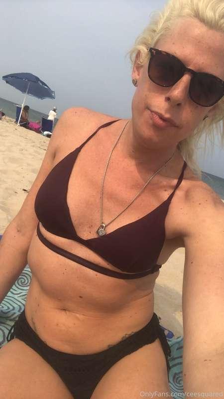 First beach day in the north east 🤙🏽♥️ All of my days off ha..