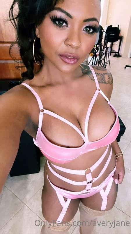 I want to get really naughty 😈 Let's play in my DM's